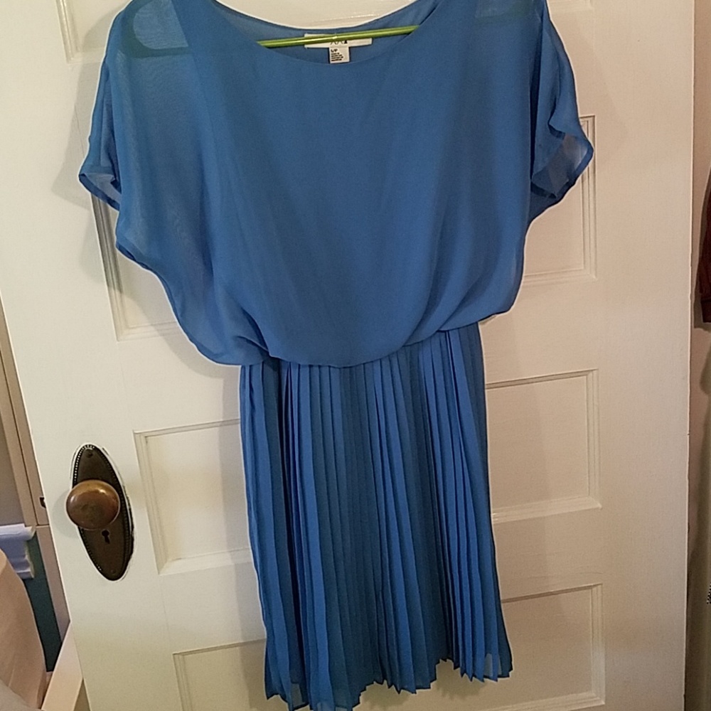 Forever 21 dress - Picture 2 of 4